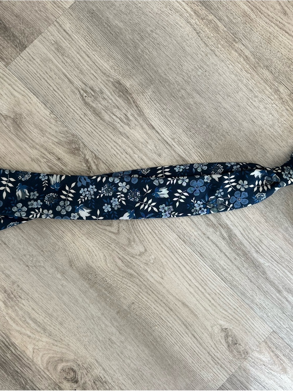 Express Navy Blue Floral Men's Tie
